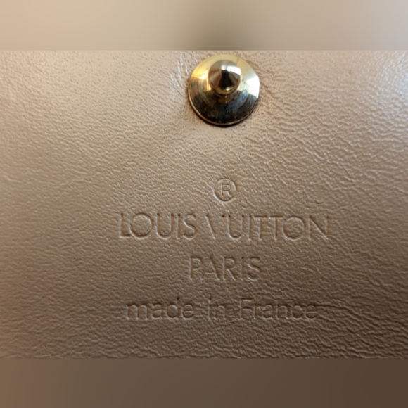 Louis Vuitton Wallet - Picture 3 of 14